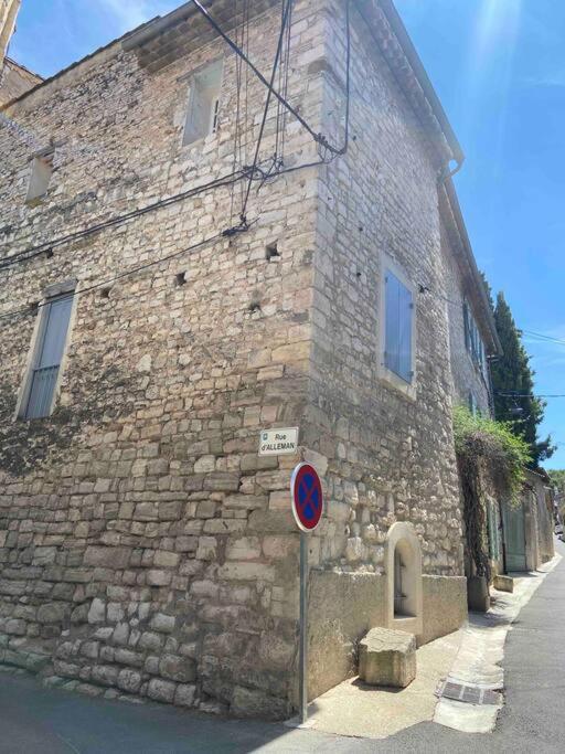 Maison De Village Pernes-les-Fontaines Kültér fotó